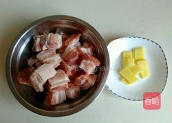 蒜苗烧肉的做法图解2