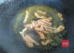 青椒香干炒肉丝的做法图解3