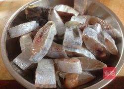 炸鱼段的做法图解1