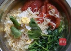 西红柿鸡蛋面汤的做法图解7