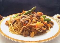 海螺三菇炒意面