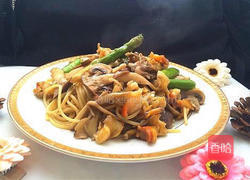 海螺三菇炒意面的做法图解8