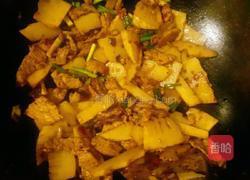 春笋炒肉的做法图解7