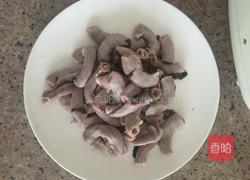 粉肠酸菜煲的做法图解5