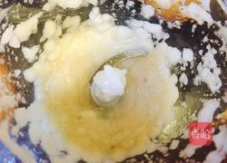 银耳雪梨盅的做法图解2