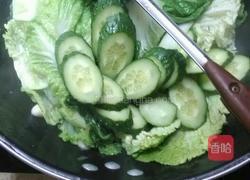 蒜蓉白菜炝黄瓜的做法图解6