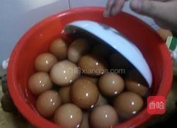 自制咸鸡蛋的做法图解7