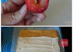 草莓卷的做法图解5