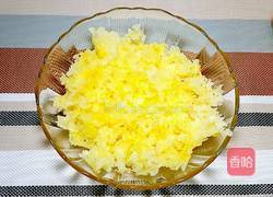 銀耳蘋果紅棗桂圓羮的做法图解2