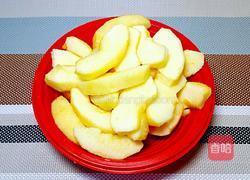 銀耳蘋果紅棗桂圓羮的做法图解6