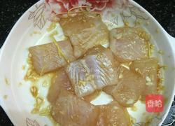 香煎巴沙鱼块的做法图解3