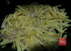 辣白菜炒土豆的做法图解4