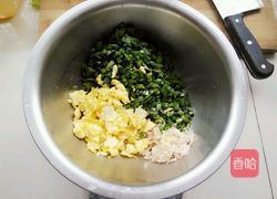 韭菜鸡蛋水煎包的做法图解3