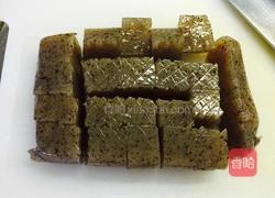 香辣魔芋豆腐的做法图解3