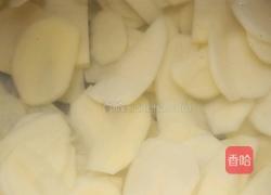 酸辣土豆片的做法图解1