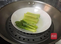 芦笋沙拉的做法图解3