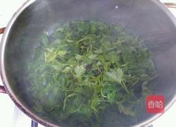 菊花叶蛋花汤的做法图解3