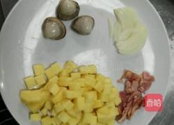 新英格兰蛤蜊浓汤的做法图解1