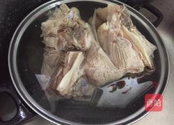 脆皮猪手的做法图解1