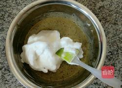 黑芝麻戚风蛋糕的做法图解13