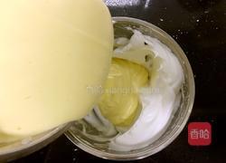 萨瓦林戚风蛋糕的做法图解9