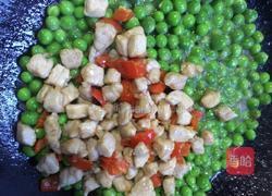 肉粒豌豆的做法图解8