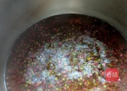 香甜红绿豆糕的做法图解1