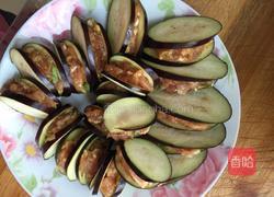 鸡蛋面粉炸蘑菇葱花肉茄盒的做法图解3