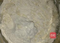 椰香夹心面包的做法图解1