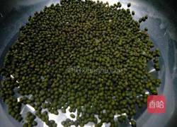 绿豆芽的做法图解1