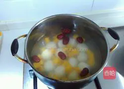 Illustration of how to make sweet potato and red date glutinous rice balls 6