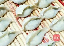 西葫芦韭菜鸡蛋虾米水饺的做法图解10