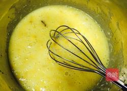 简单快捷!巧克力香蕉马芬的做法图解3