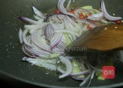 爆鱿盖浇的做法图解5