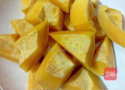木瓜滚肉丸汤的做法图解2