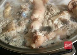 炖猪蹄的做法图解2
