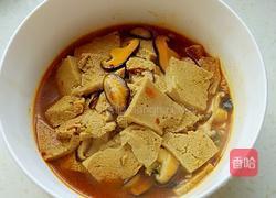 香菇炖冻豆腐的做法图解6