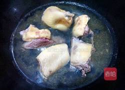 当归红枣煲鸭汤的做法图解3