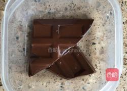 微波炉版——水果黑巧克力布朗尼的做法图解5