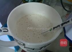 香蕉奶昔的做法图解4