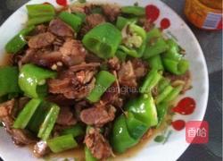 卤味猪蹄炒青椒的做法图解6