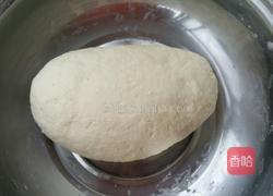 茼蒿鲜虾水饺的做法图解1