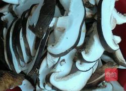 香菇油菜的做法图解3