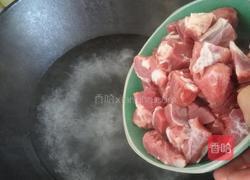 红焖羊肉萝卜的做法图解2