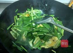 韭菜炒鸡蛋的做法图解8