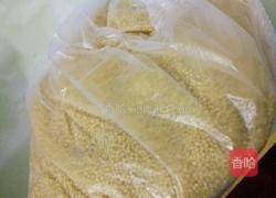 小米红薯粥的做法图解1