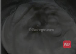 奥利奥戚风蛋糕（戚风蛋糕&奥利奥完美结合）的做法图解6