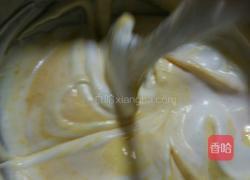 戚风蛋糕警车的做法图解5