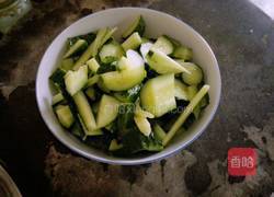凉拌青瓜的做法图解3