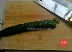 蒜泥黄瓜片的做法图解2